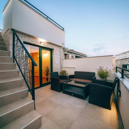 Villa Trebocconi Stone House With Rooftop Jacuzzi 20m From Sea