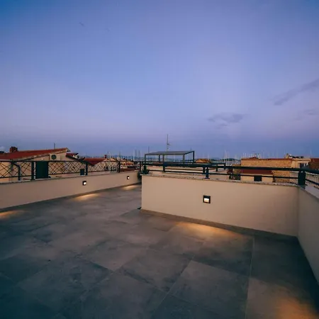 Trebocconi Stone House With Rooftop Jacuzzi 20m From Sea *