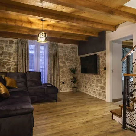 Trebocconi Stone House With Rooftop Jacuzzi 20m From Sea Tribunj (Sibenik-Knin)